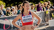Tereza Hrochová v cíli maratonu na mistrovství světa v Eugene
