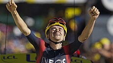Tom Pidcock se raduje z vít�zství v dojezdu na Alpe d�Huez.