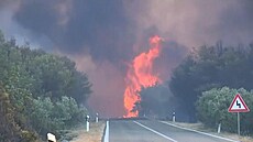 Obrovský poár obklíil Zaton a ibenik