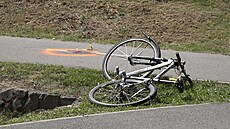 Nehoda cyklist� v �elákovicích