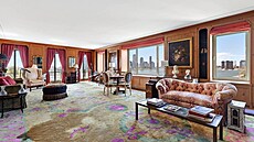 Francouzské dve�e vedou na krásný balkon ochlazovaný �í�ním vánkem.