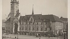 Olomoucká radnice pedstavuje ji est století symbol hospodáského a...