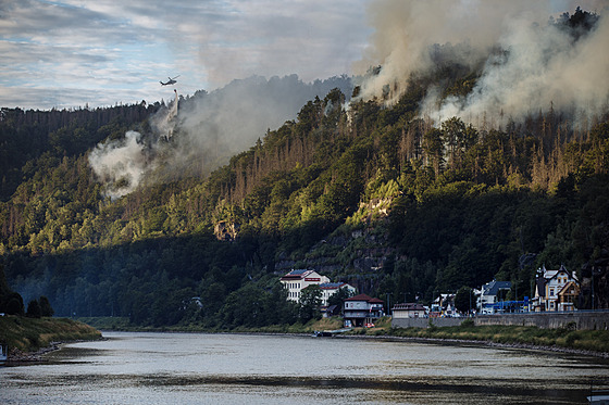 Lesní požár v Národním parku České Švýcarsko. (26. července 2022)