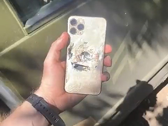 Ti roky starý iPhone 11 Pro zastavil ruský projektil vystelený na...