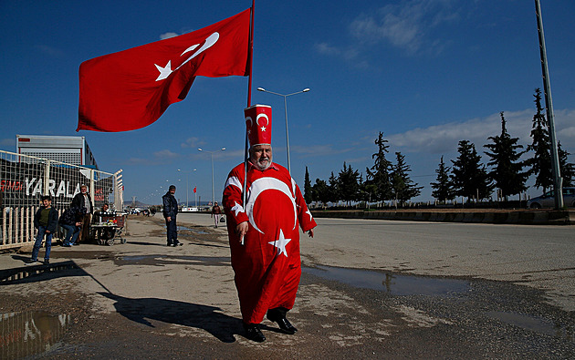 Sever Sýrie potichu srůstá s Tureckem. Ale Erdogan chce ještě víc
