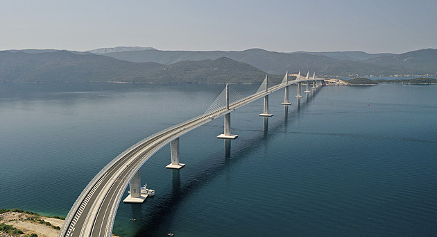 Chorvatsko otevřelo most na Pelješac, poprvé spojil jih se zbytkem země