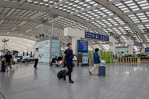 Čína konečně rozvolňuje, lidé se už do Pekingu dostanou přímým letem