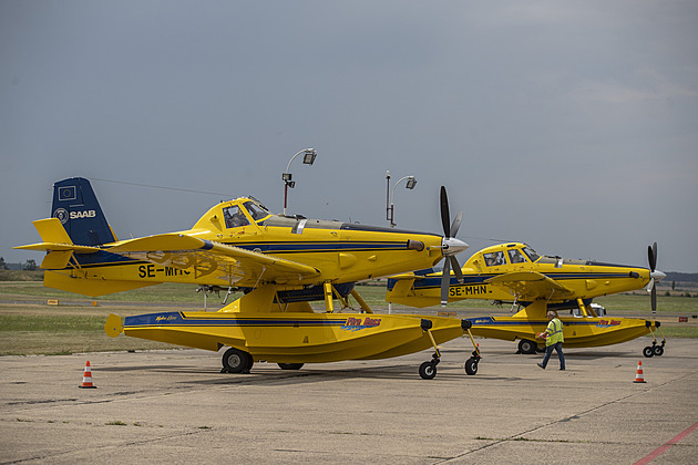 Ze Švédska přiletěly Air Tractor, stroje původně určené k práškování polí