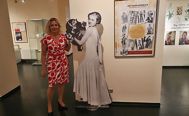 Nošení dětí i výroba ponožek. Muzejníci připravili pestrou nabídku výstav