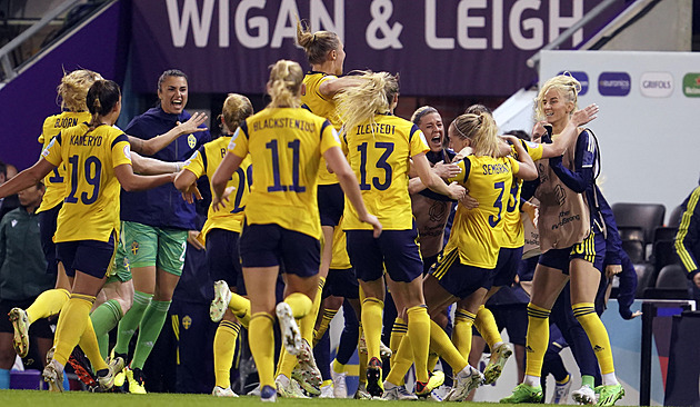 Švédské fotbalistky po gólu v nastavení postoupily přes Belgii do semifinále ME