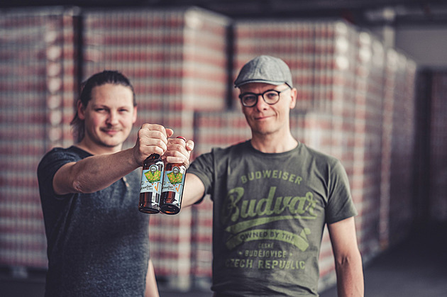 Elektrizující Kraťas ochutnají čeští pivaři jen v létě, je to limitka