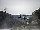 Poár v Národním parku eské výcarsko. Do akce byl povolán i polský vrtulník...