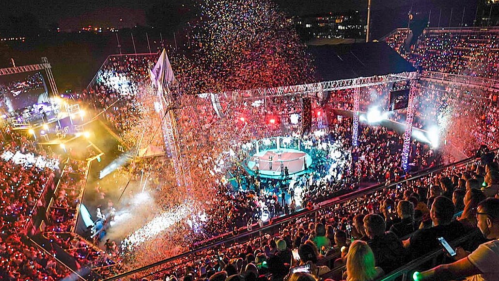 Redakce iDNES.cz vyhla�uje 10 nejlep�ích �eských MMA zápasník� a 5 nejlep�ích MMA zápasnic.