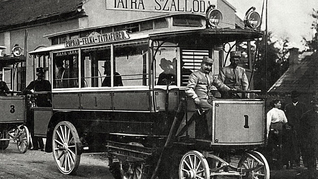 Poprad. V letech 1904 a 1906 byla mezi Popradem a Starm Smokovcem provozovna trolejbusov doprava.