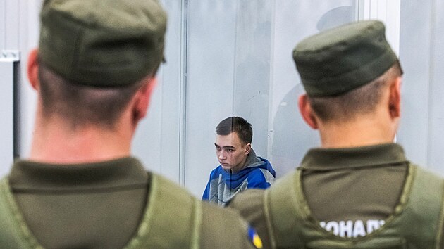 Ruský voják Vadim Šišimarin během slyšení odvolacího soudu v Kyjevě (25. července 2022)