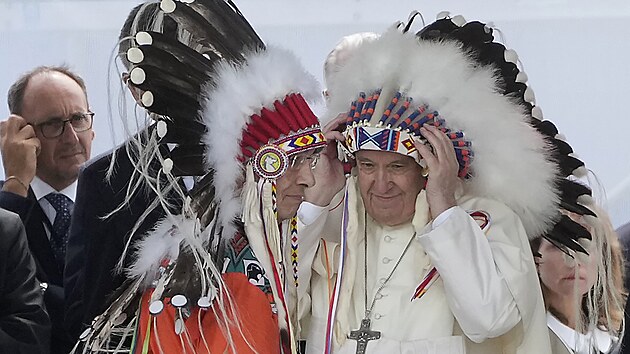 Papež František během návštěvy domorodých obyvatel v Edmontonu v kanadské Albertě. (25. července 2022)