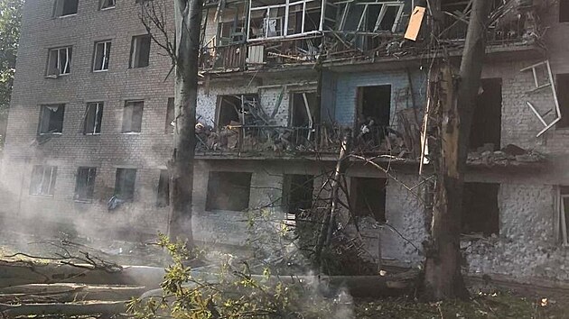 Ruské útoky na Ukrajinu pokračují ve městě Toretsk v Doněcké oblasti na Ukrajině. 27. července 2022.