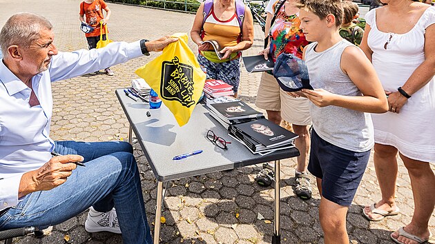 Andrej Babi na turn v Krlovhradeckm kraji.