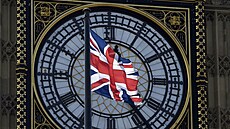 Britská vlajka ped Westminstrem (18. dubna 2017)