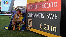 Armand Duplantis a jeho světový rekord na mistrovství světa v Eugene.