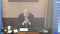 Americký prezident Joe Biden nakaený koronavirem na virtuální schzi...
