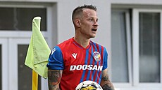 Plzeský fotbalista Jan Sýkora bhem zápasu s Helsinkami.