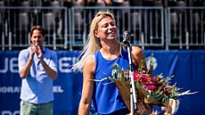 Bývalá tenistka Andrea Sestini Hlaváková se pi ceremoniálu na turnaji v Praze...