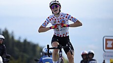 Demi Volleringová z Nizozemska finiuje na druhém míst v osmé etap Tour de...