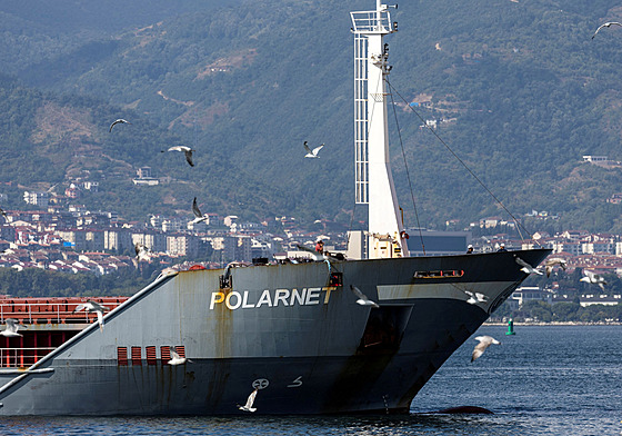 Plavidlo Polarnet, které z Ukrajiny vyplulo v pátek, dorazilo do své destinace...