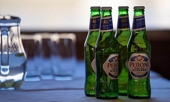 Italské pivo Peroni Nastro Azzurro vstupuje na eský trh.