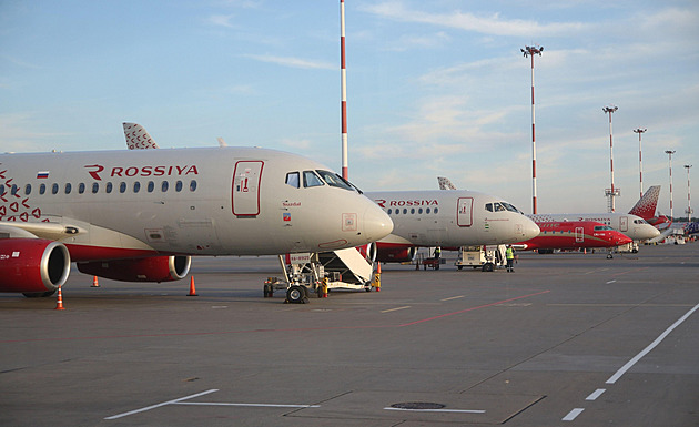 Aerolinkám v Rusku chybějí náhradní díly. Cestující čekají na odlet i dny
