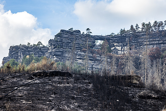 Skály v ohni křehnou, Pravčickou bránu hlídáme neustále, říká geolog