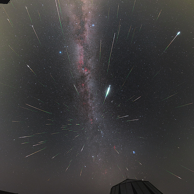 U soudu se koná neveřejné zasedání v kauze Dozimetr. Vrcholí meteorický roj Perseidy