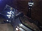 U Chluman na Lounsku pi nehod auta zemel jeden lovk. (7. srpna 2022)