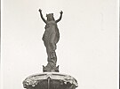 Bronzové sochy, které ztvárovaly povst o vysvobození dcery devorubce zakleté...
