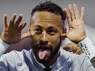 Neymar slaví první gól Paris St. Germain v utkání v Clermont-Ferrandu na úvod...