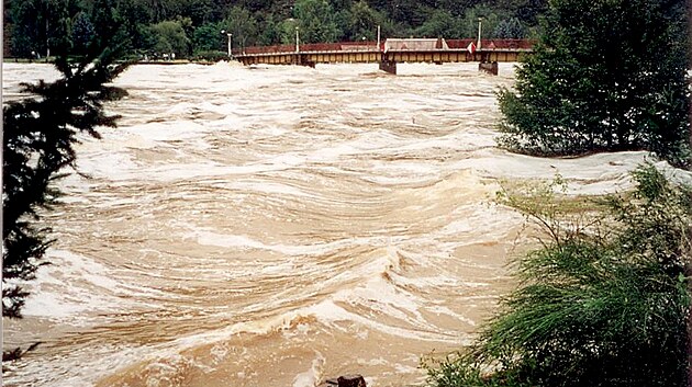 Most u Zavadilky v roce 2002