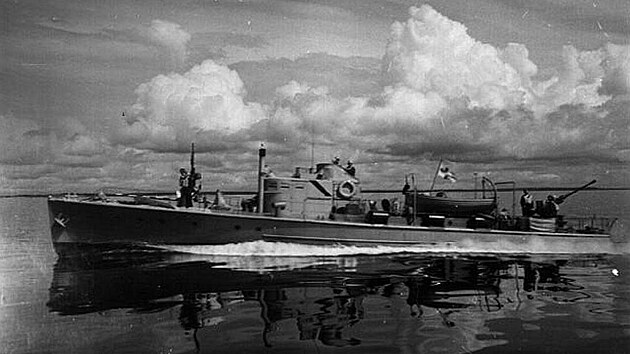 Ochranu finskch hranic a do roku 1960 zajiovaly pedevm hldkov luny VMV (Vartiomoottorivene  hldkov motorov lun)