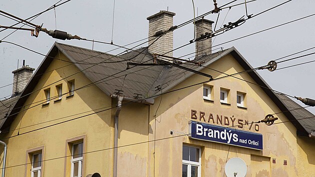 Modernizace se zam i na zabezpeovac zazen a trakn veden.