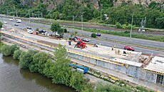 Kv�li úprav� technologií a p�vodn� neplánovaným krok�m p�i oprav�...