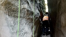 V Adršpašských skalách spadl horolezec. (7. srpna 2022)