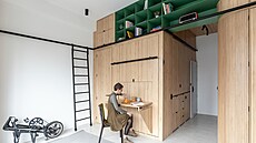 Mladá �ena z Ekvádoru se musela rozhodnout. Bu� bude bydlet ve v�t�ím v hor�í...