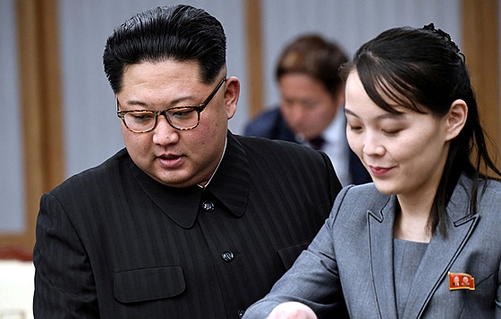 Kim Čong-un se svou sestrou Kim Jo-čong na snímku z roku 2018