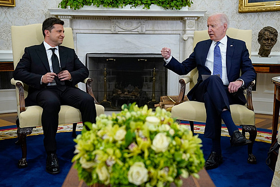 Americký prezident Joe Biden se setkal s ukrajinským prezidentem Volodymyrem Zelenským v Bílém dom. (1. záí 2021)