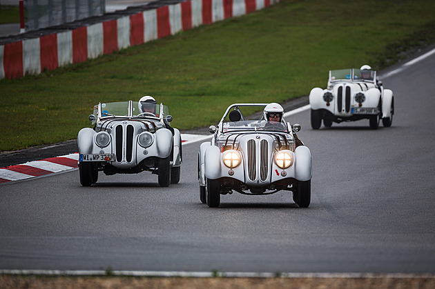 Nejslavnější okruh je stoletý. Nürburgring je úžasný a extrémně nebezpečný