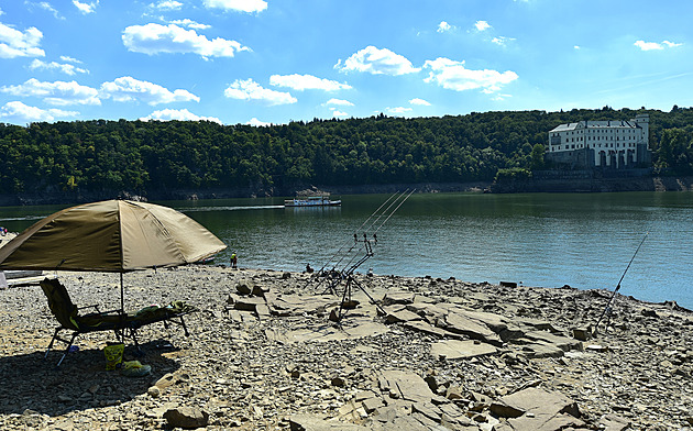 Sezona na přehradě Orlík je zachráněna. Na poslední chvíli pomohl déšť