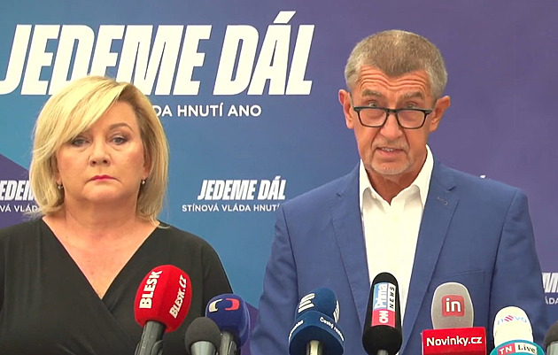 Babiš napsal premiérovi, ať odvolá Rakušana. Jinak bude hlasování o nedůvěře