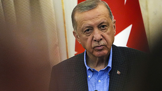 KOMENTÁŘ: Erdoganův sen o obnově osmanské říše a teorie Šeherezády