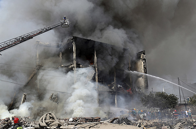 Po výbuchu skladu pyrotechniky v Arménii je šest mrtvých a přes 60 zraněných