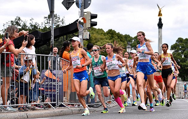 Sacharidové vlny, bulgur s černou čočkou, meditace. O křehké duši maratonkyň